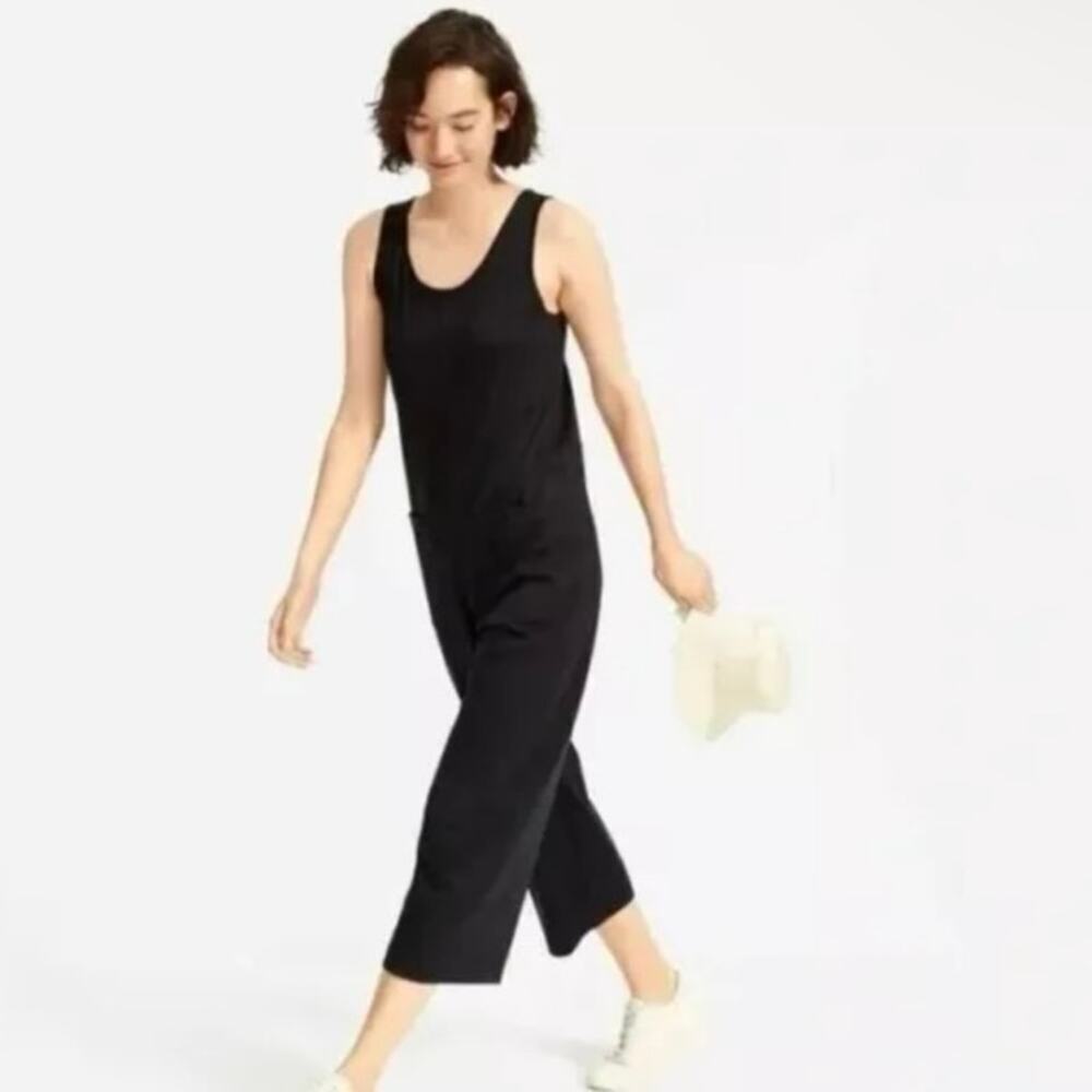 Everlane Black Sleeveless Cropped Jumpsuit